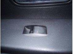 MANDO ELEVALUNAS DELANTERO DERECHO 