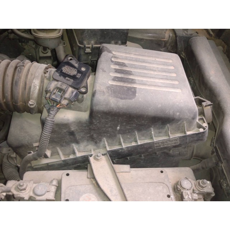 Recambio de filtro aire para toyota corolla verso (r1) 2.0 d-4d luna referencia OEM IAM   