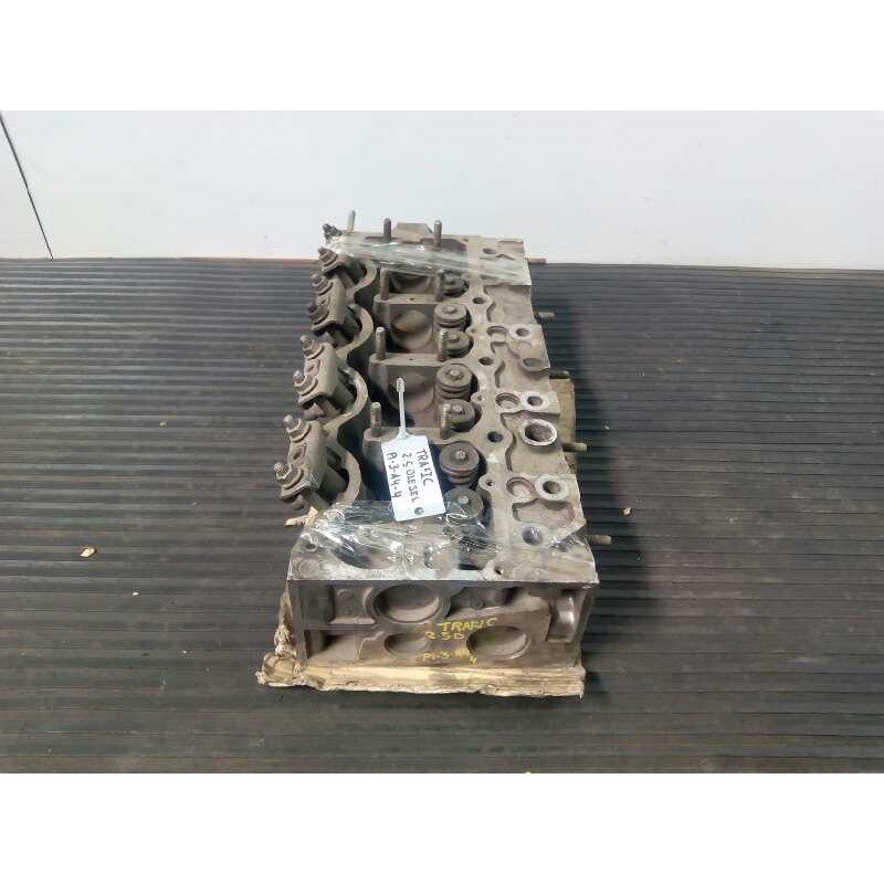 Recambio de culata para renault trafic 2.4 diesel referencia OEM IAM 599290  P1-B8-3
