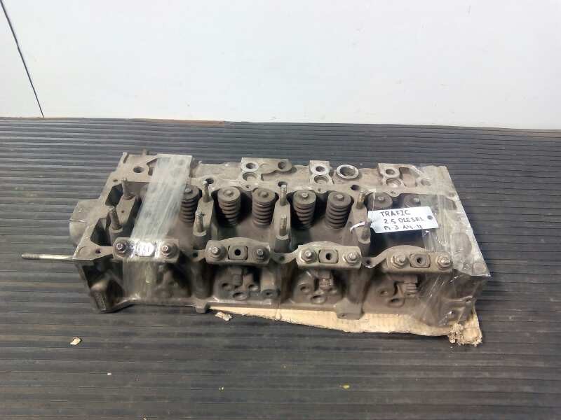 Recambio de culata para renault trafic 2.4 diesel referencia OEM IAM 599290  P1-B8-3