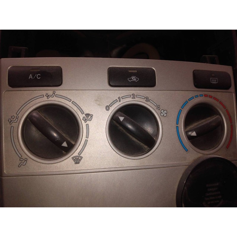 Recambio de mando calefaccion / aire acondicionado para toyota corolla verso (r1) 2.0 d-4d luna referencia OEM IAM   