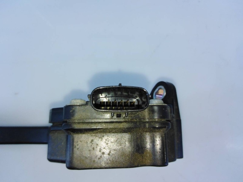 Recambio de pedal acelerador para toyota prius (nhw30) plug-in hybrid advance referencia OEM IAM 7811012050 1988008571 E2-B4-29-