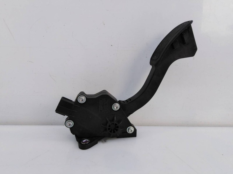 Recambio de pedal acelerador para toyota prius (nhw30) plug-in hybrid advance referencia OEM IAM 7811012050 1988008571 E2-B4-29-