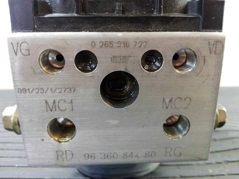 Recambio de abs para citroën xsara berlina 1.9d attraction referencia OEM IAM 9636084480 0265216722 P3-A8-23-3