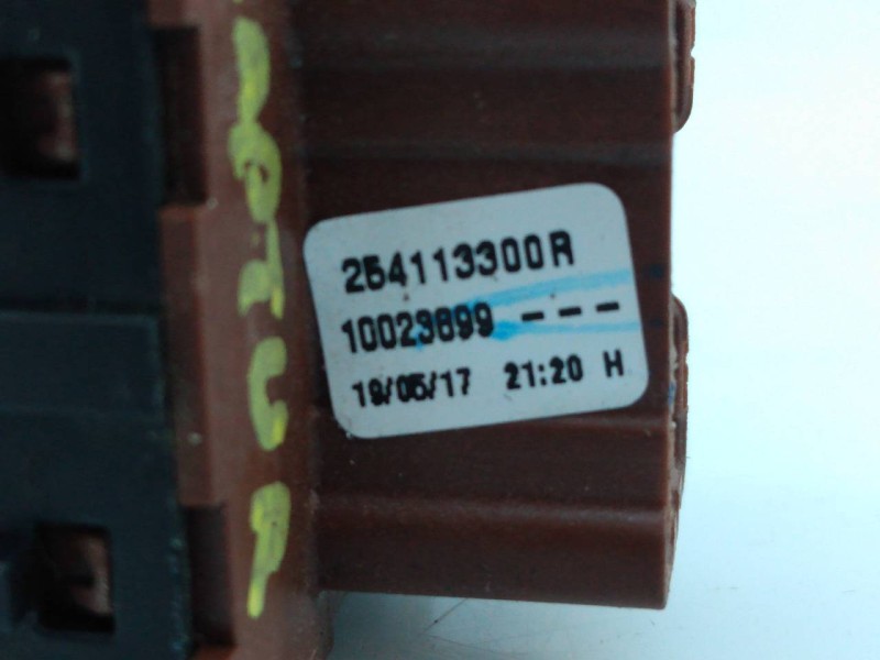 Recambio de mando elevalunas delantero izquierdo para renault captur referencia OEM IAM 254113300R 10023699 E2-A1-9-2