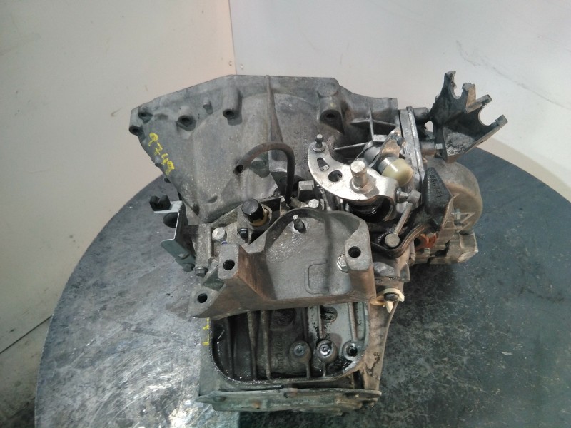 Recambio de caja cambios para peugeot 407 premium referencia OEM IAM 20MB17  M1-B2-112