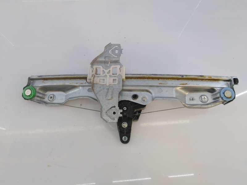 Recambio de elevalunas trasero derecho para nissan qashqai (j11) acenta referencia OEM IAM 827004EA0A02 C17321101 E2-A4-5-2