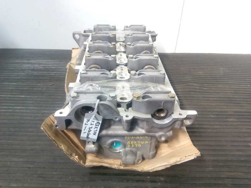 Recambio de culata para ssangyong rexton 2.7 turbodiesel cat referencia OEM IAM R6650160001  P1-B8-7