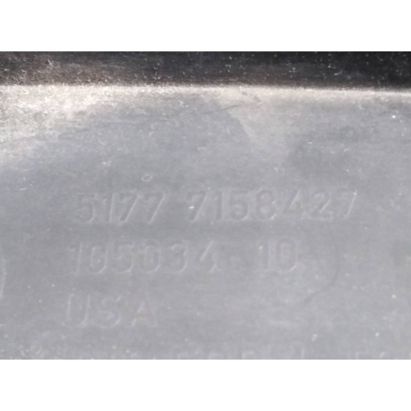 Recambio de aletin trasero derecho para bmw x5 (e70) xdrive30d referencia OEM IAM 51777158428  P2-B3-32