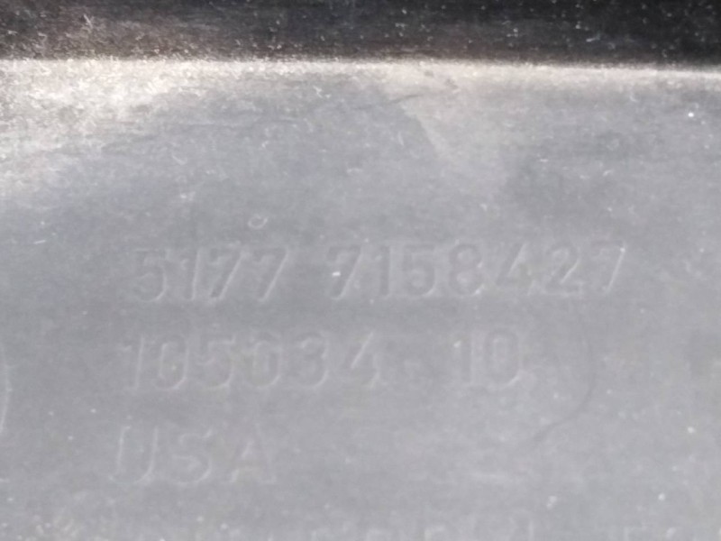 Recambio de aletin trasero derecho para bmw x5 (e70) xdrive30d referencia OEM IAM 51777158428  P2-B3-32