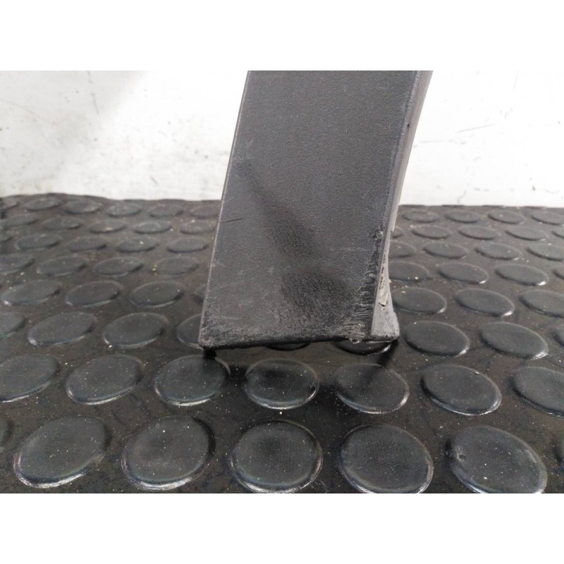 Recambio de aletin trasero derecho para bmw x5 (e70) xdrive30d referencia OEM IAM 51777158428  P2-B3-32