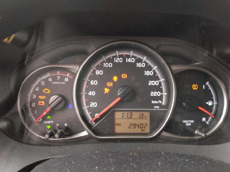 Recambio de cuadro instrumentos para toyota yaris city referencia OEM IAM 838000U2704 MB1575607573 E3-B2-7-2