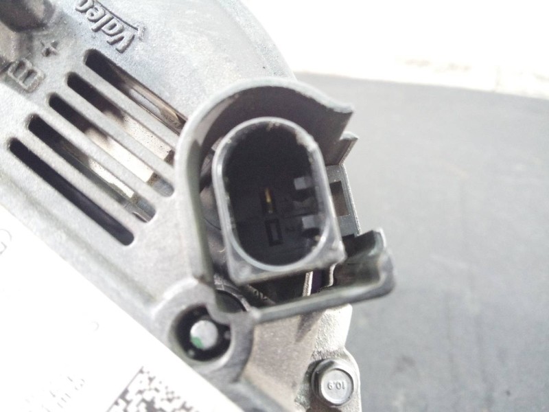 Recambio de alternador para volkswagen tiguan (5n2) cityscape bmt referencia OEM IAM 03L903023L  P3-A4-29-3