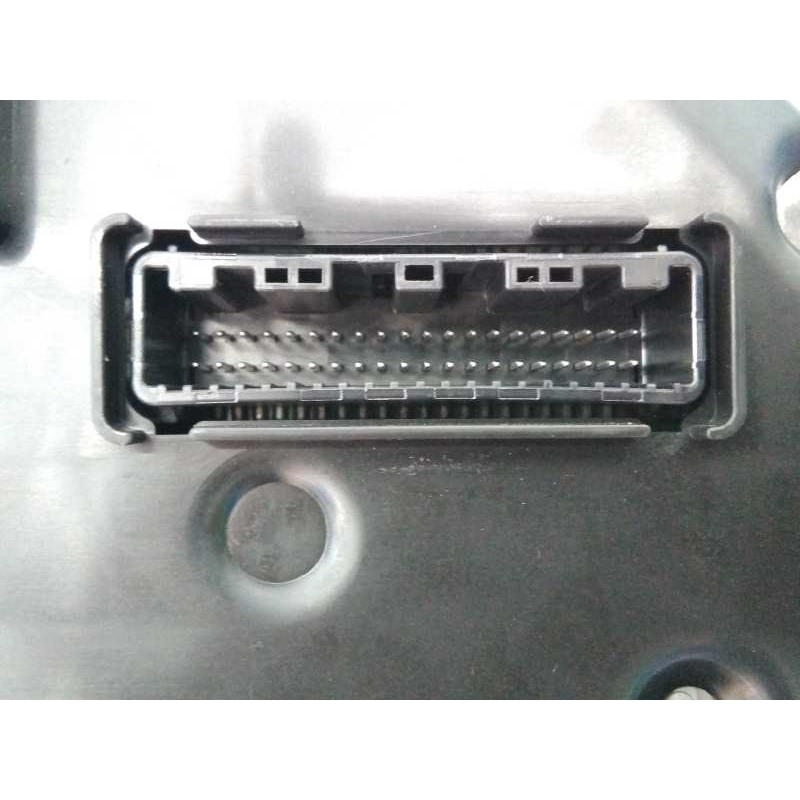 Recambio de cuadro instrumentos para toyota yaris city referencia OEM IAM 838000U2704 MB1575607573 E3-B2-7-2