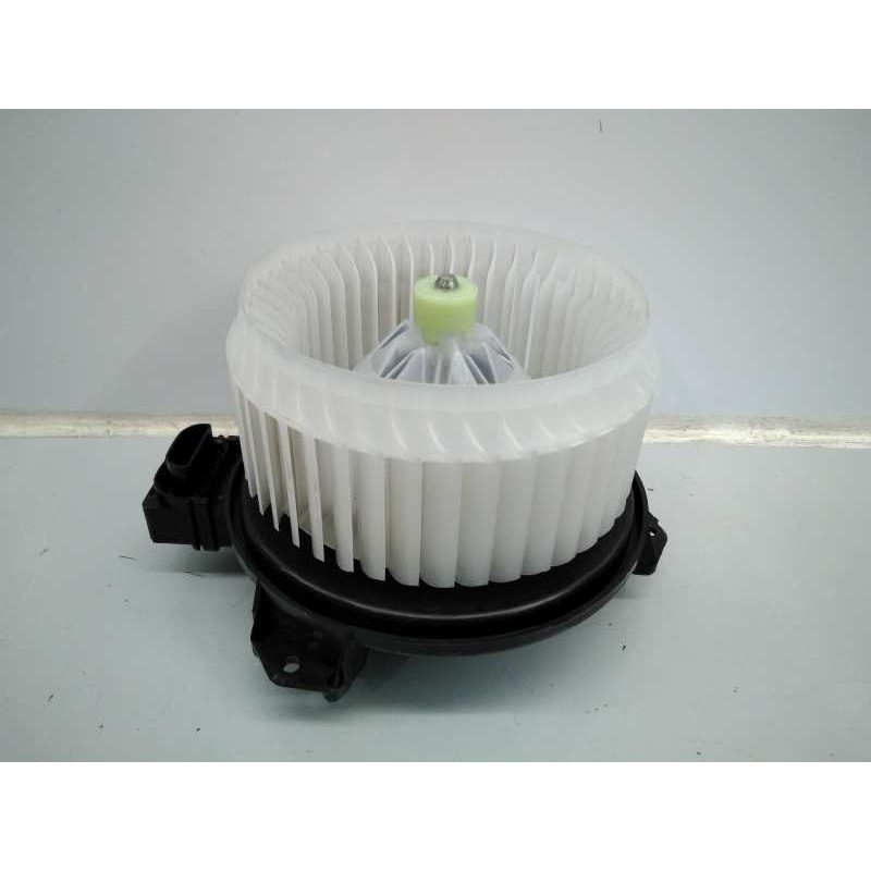 Recambio de ventilador calefaccion para toyota yaris city referencia OEM IAM AV1371  E2-B4-29-1