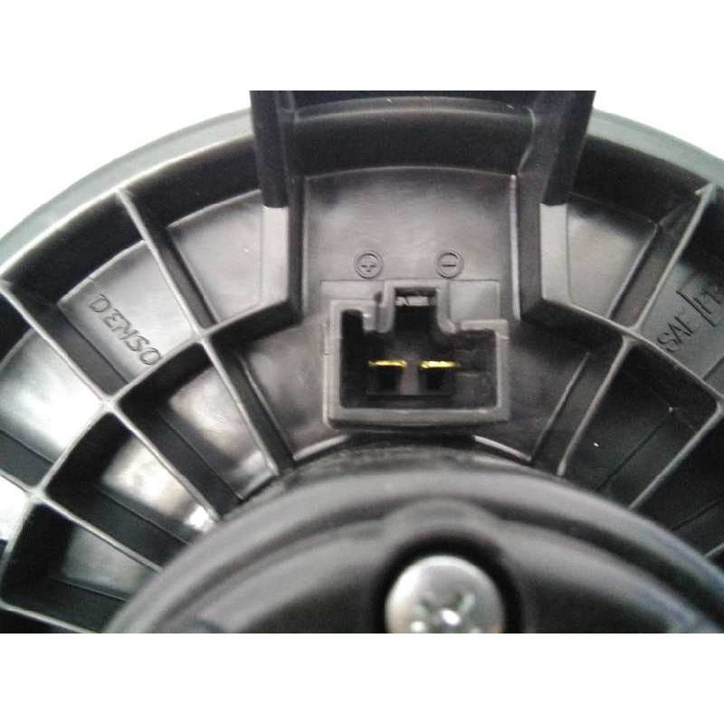Recambio de ventilador calefaccion para toyota yaris city referencia OEM IAM AV1371  E2-B4-29-1