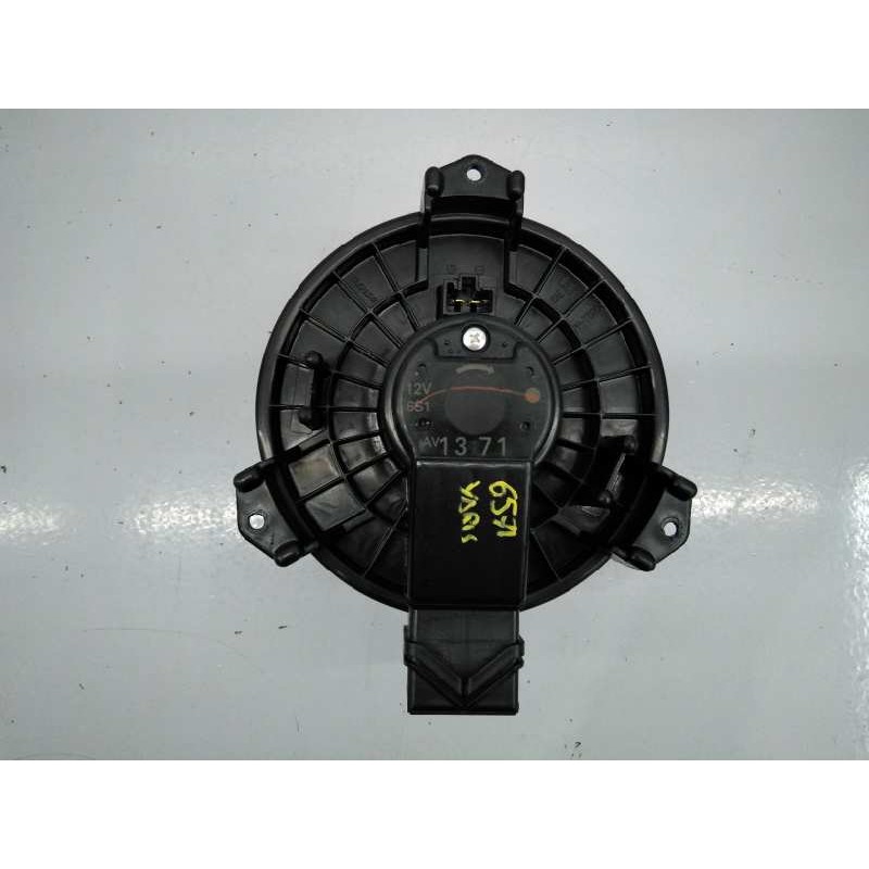 Recambio de ventilador calefaccion para toyota yaris city referencia OEM IAM AV1371  E2-B4-29-1