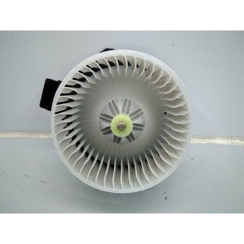 Recambio de ventilador calefaccion para toyota yaris city referencia OEM IAM AV1371  E2-B4-29-1
