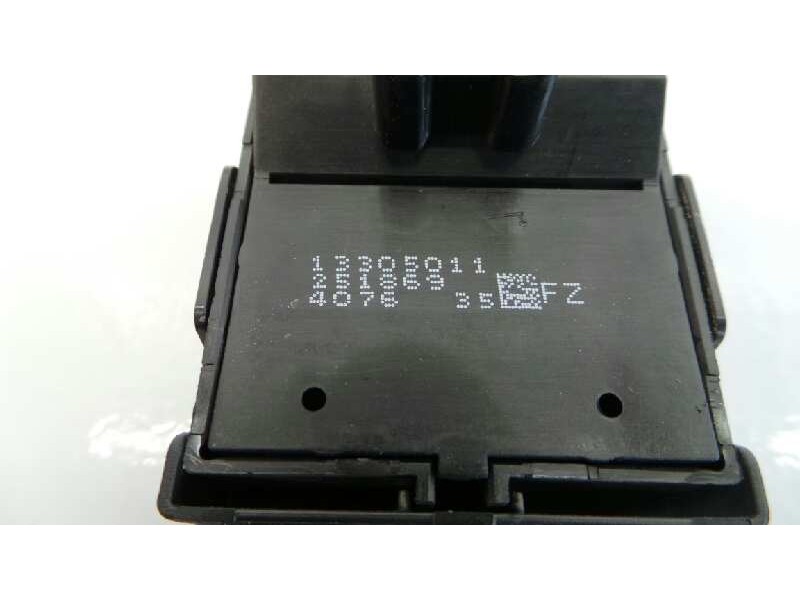 Recambio de mando elevalunas delantero izquierdo para opel astra j lim. enjoy referencia OEM IAM 13305011  E2-B6-24-4