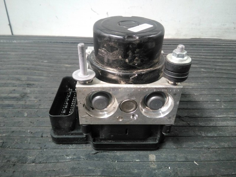 Recambio de abs para toyota yaris city referencia OEM IAM 445400D130 895410D330 P3-A8-12-4