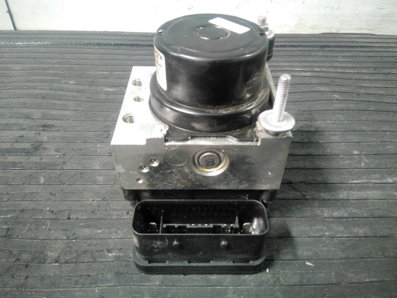 Recambio de abs para toyota yaris city referencia OEM IAM 445400D130 895410D330 P3-A8-12-4