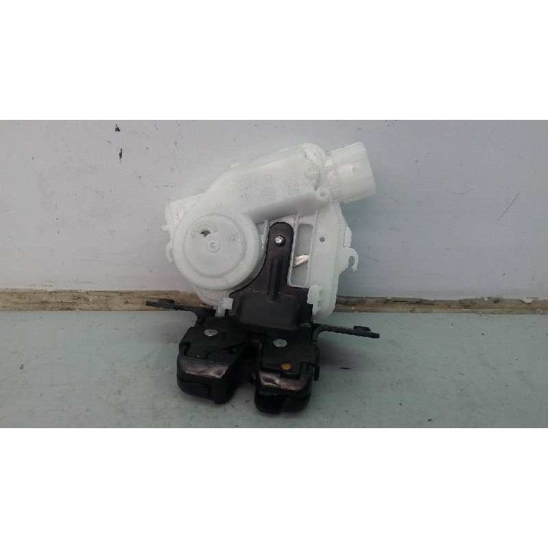 Recambio de cerradura maletero / porton para toyota yaris city referencia OEM IAM   E2-B4-5-2
