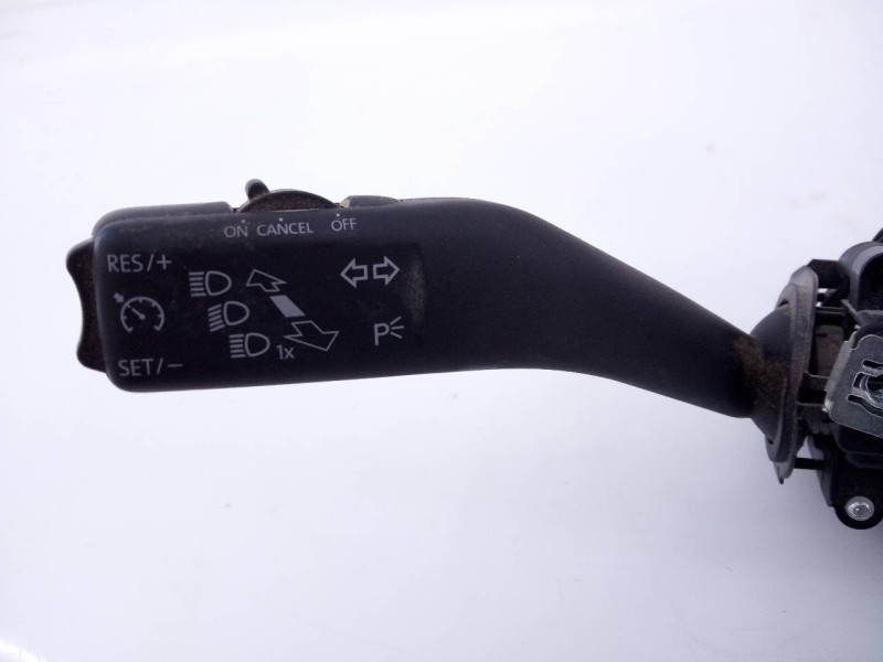 Recambio de mando intermitentes para volkswagen tiguan (5n2) cityscape bmt referencia OEM IAM 5K0953501DJ  E2-A1-18-3