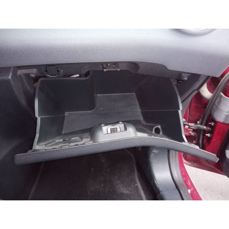 Recambio de guantera para ford fiesta (cb1) trend referencia OEM IAM   