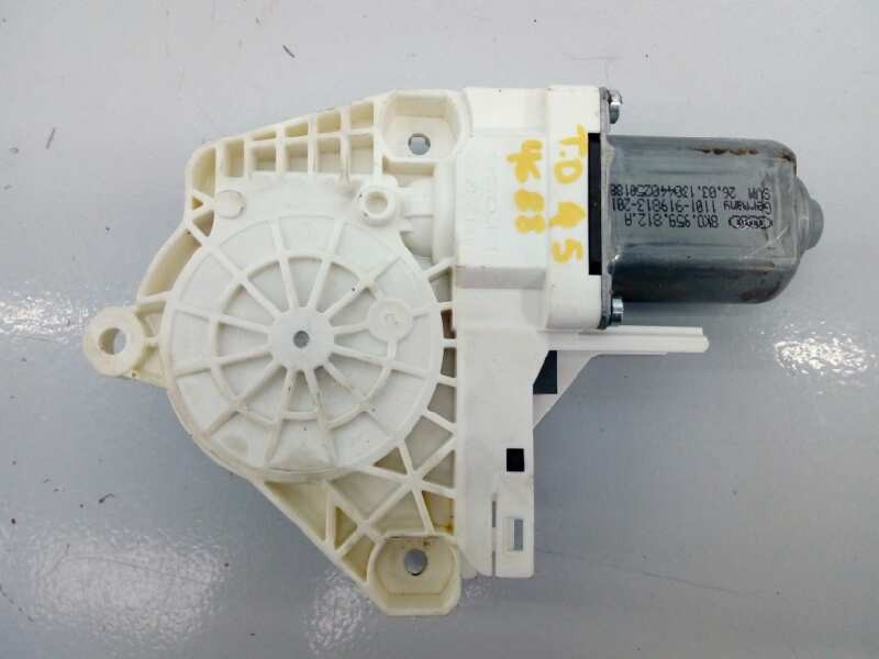 Recambio de motor elevalunas trasero derecho para audi q5 (8r) 2.0 tdi (105kw) referencia OEM IAM 8K0959812A 8K0959812A E1-B6-6-