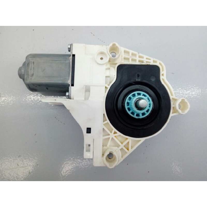 Recambio de motor elevalunas trasero derecho para audi q5 (8r) 2.0 tdi (105kw) referencia OEM IAM 8K0959812A 8K0959812A E1-B6-6-