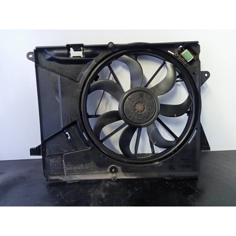 Recambio de electroventilador para opel mokka excellence referencia OEM IAM F00S3D2027 95386689 P2-B8-33