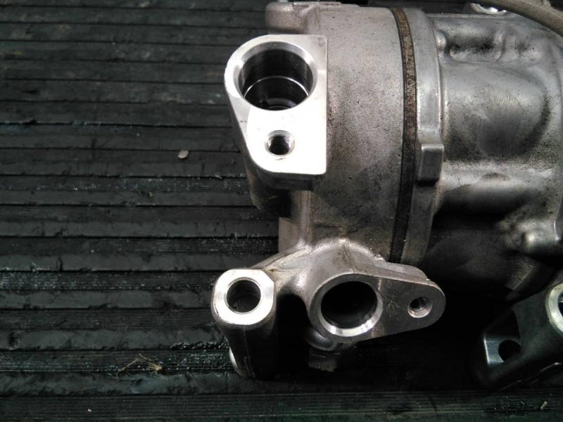 Recambio de compresor aire acondicionado para toyota yaris city referencia OEM IAM GE4472604202  P3-A1-27-1