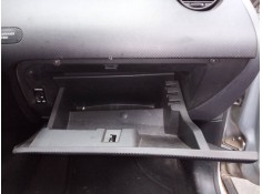 Recambio de guantera para seat altea (5p1) arena referencia OEM IAM    2