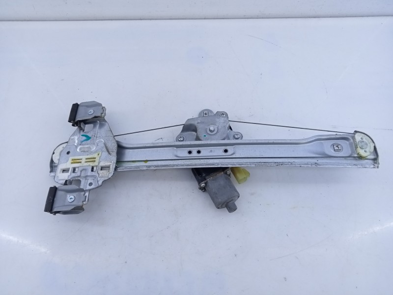 Recambio de elevalunas trasero derecho para chevrolet orlando lt+ referencia OEM IAM   E2-B6-60-2