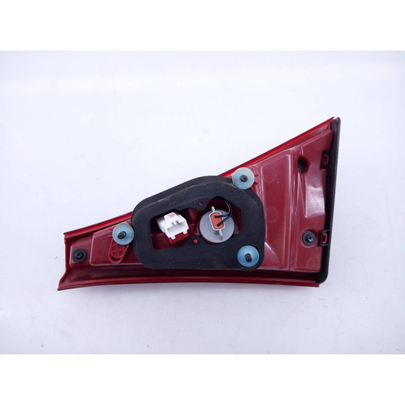 Recambio de piloto trasero izquierdo porton para hyundai i20 klass referencia OEM IAM 9240300000 02088599900010 E2-B5-38-1