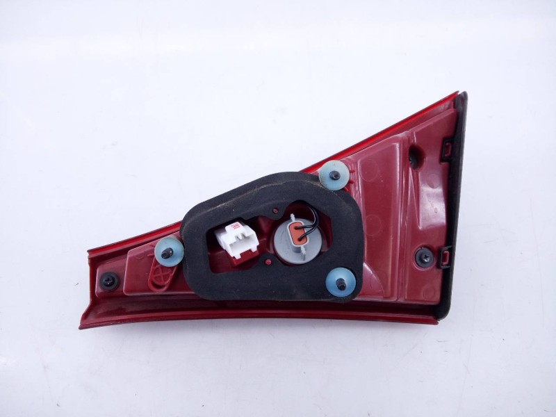 Recambio de piloto trasero izquierdo porton para hyundai i20 klass referencia OEM IAM 9240300000 02088599900010 E2-B5-38-1