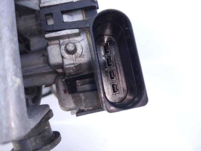 Recambio de motor limpia delantero para ford fiesta (cb1) trend referencia OEM IAM 0390241548 8A6117B571AA E2-B3-15-2
