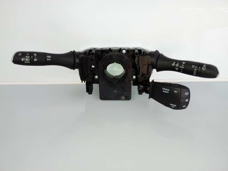 Recambio de mando luces para renault kadjar zen referencia OEM IAM 479452615R 479452615R E1-A1-2-4