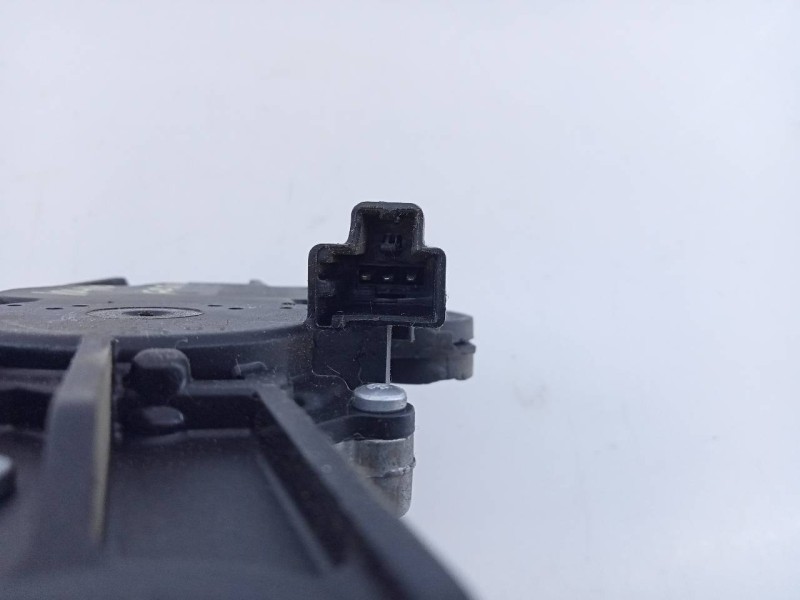 Recambio de motor limpia trasero para ford fiesta (cb1) trend referencia OEM IAM 0390201860 8A61A17K441AA E2-B3-39-1