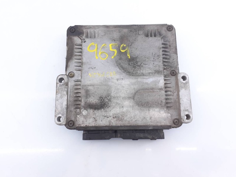 Recambio de centralita motor uce para chrysler voyager (rg) 2.5 crd executive referencia OEM IAM P04727664AC 0281010814 E3-B6-35