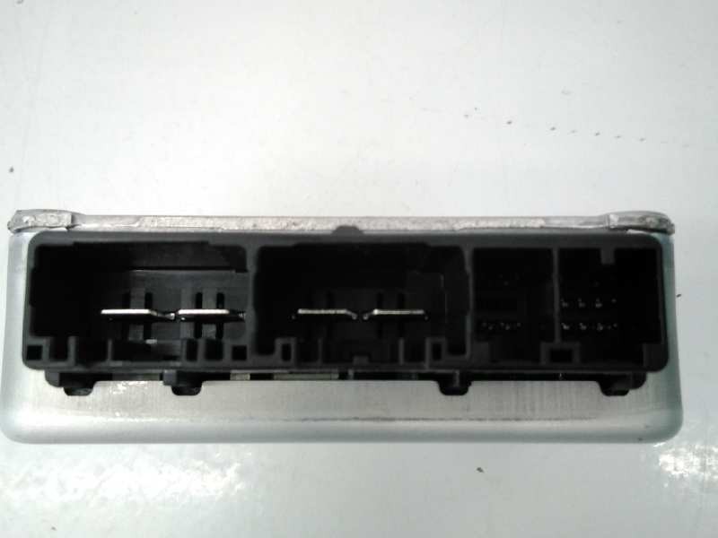 Recambio de modulo electronico para toyota yaris city referencia OEM IAM 896500D295 6900003488 E3-B2-7-2