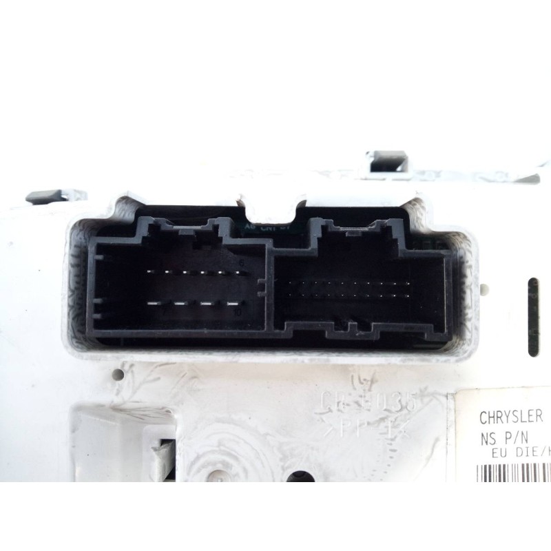 Recambio de cuadro instrumentos para jeep compass limited referencia OEM IAM 05107018AE  E3-B6-22-2