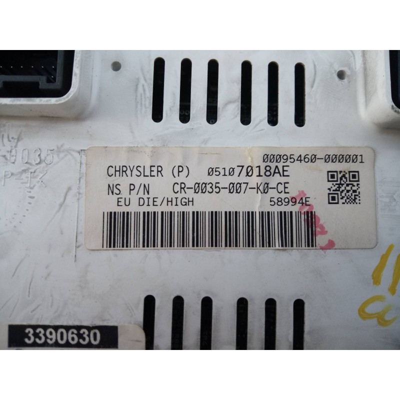 Recambio de cuadro instrumentos para jeep compass limited referencia OEM IAM 05107018AE  E3-B6-22-2