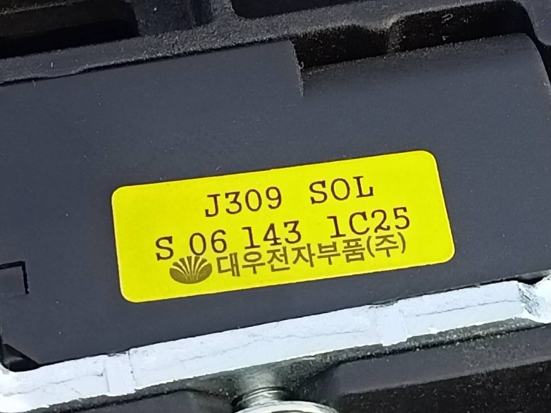 Recambio de palanca cambio para chevrolet orlando lt+ referencia OEM IAM   E2-B6-64-2