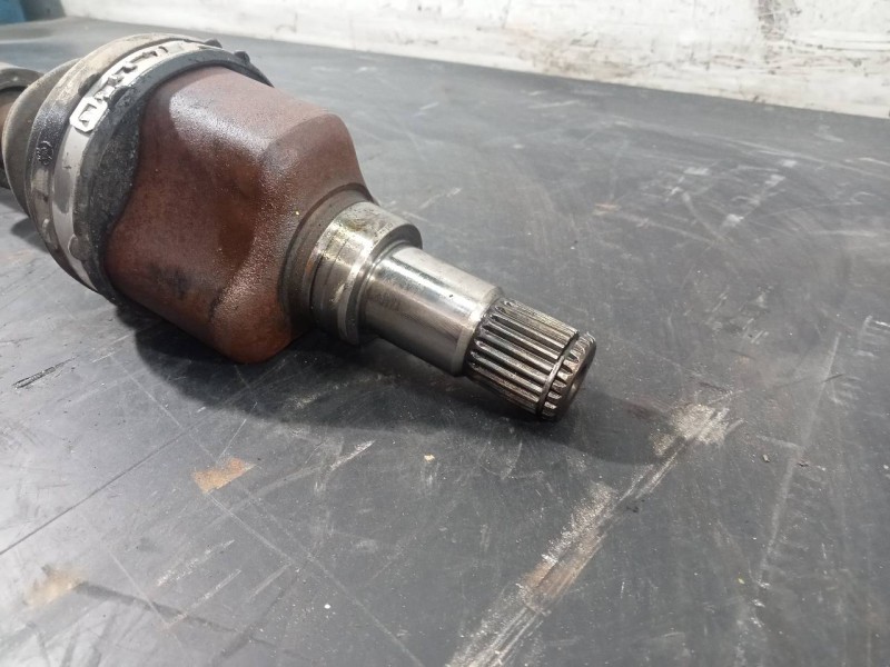 Recambio de transmision delantera izquierda para ford fiesta (cb1) trend referencia OEM IAM 8V513B437HA  P1-B6-16