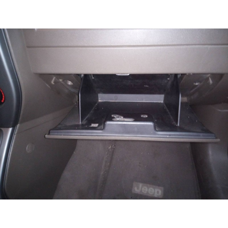 Recambio de guantera para jeep compass limited referencia OEM IAM   