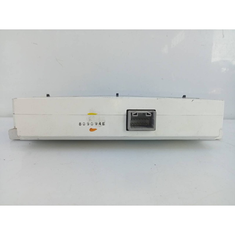 Recambio de pantalla multifuncion para toyota hilux (kun) referencia OEM IAM 832900K010  E3-B2-18-3