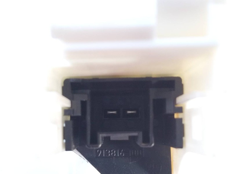 Recambio de motor elevalunas trasero derecho para porsche cayenne (typ 92aa) diesel platinum edition referencia OEM IAM 8K095981