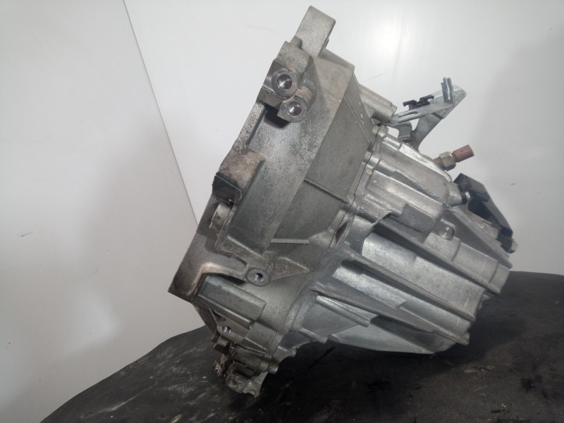 Recambio de caja cambios para volkswagen polo (6c1) comfortline referencia OEM IAM QAC  M1-A1-69