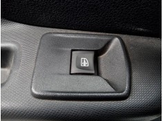 Recambio de mando elevalunas trasero izquierdo para dacia sandero stepway comfort referencia OEM IAM   